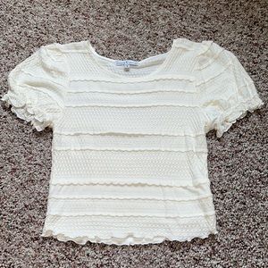Adorable white tee!